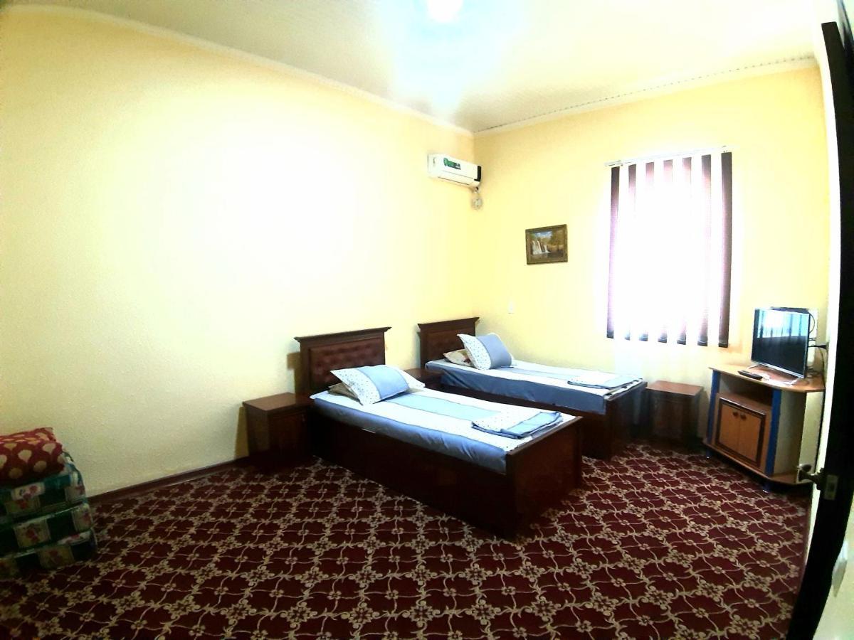 Khiva Indi Guest House Exteriör bild