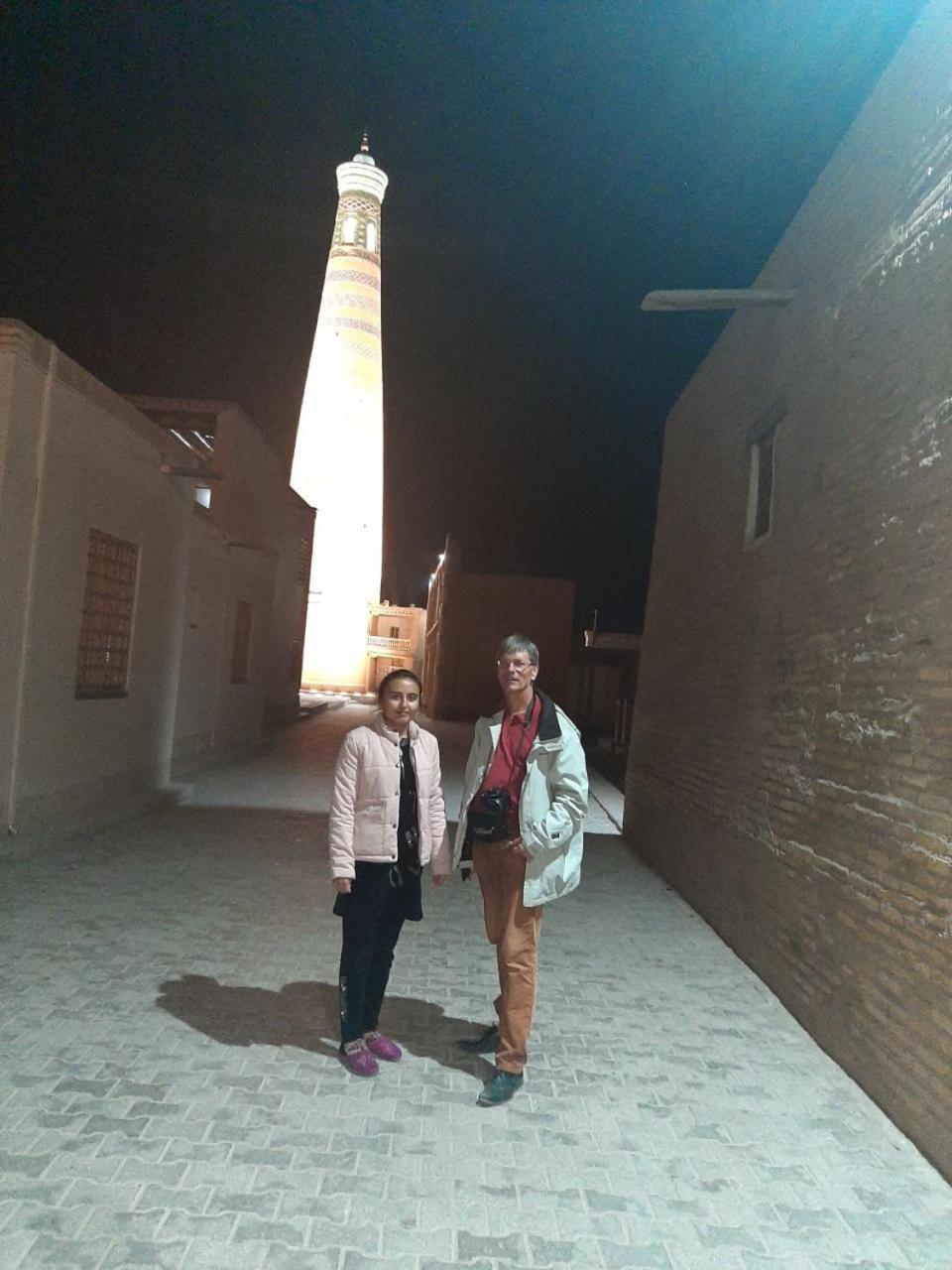 Khiva Indi Guest House Exteriör bild