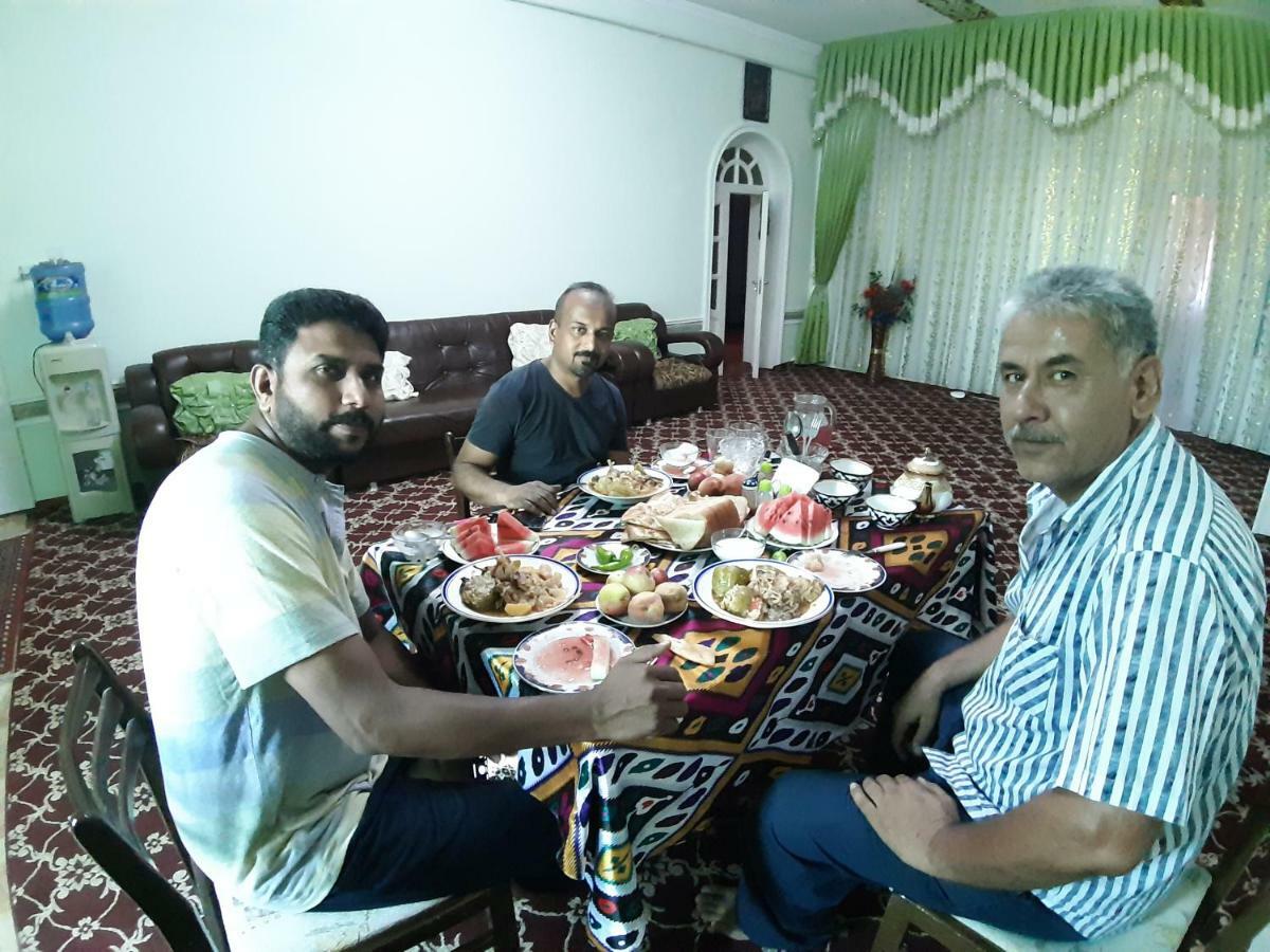Khiva Indi Guest House Exteriör bild